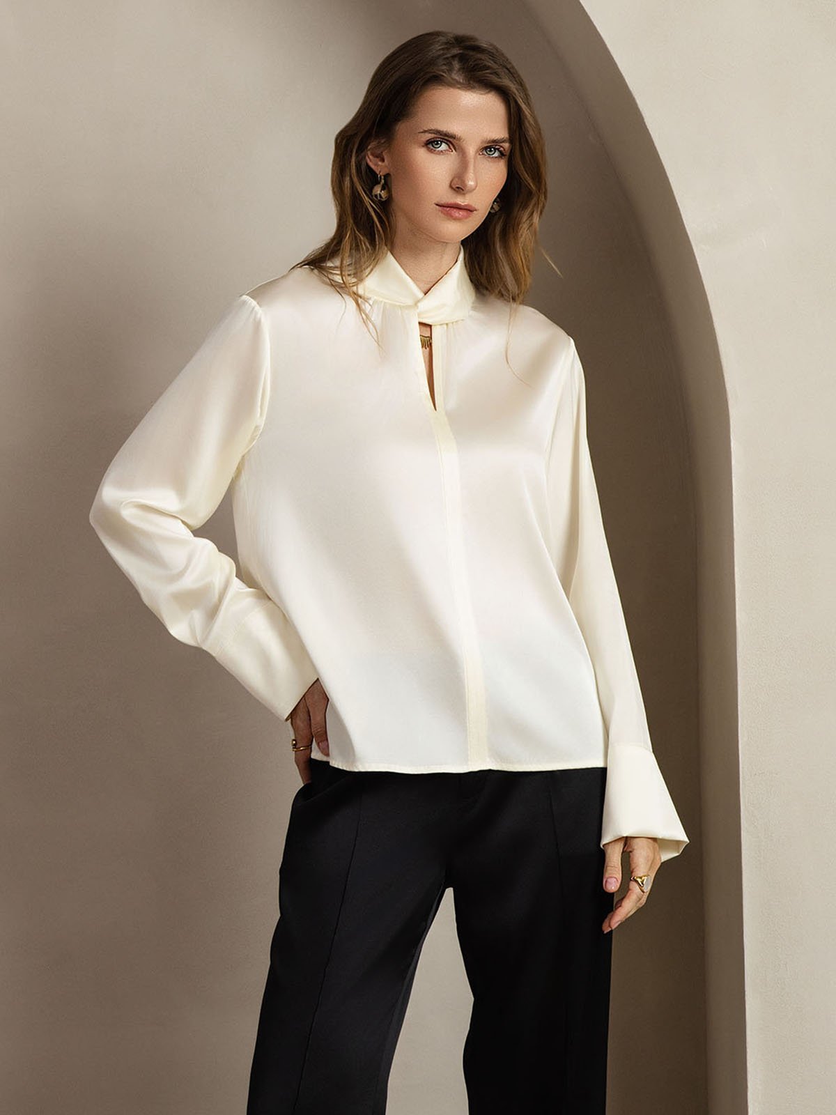 Rosstef 19Momme İpek Keyhole Yaka Bluz ile İncili Buttons