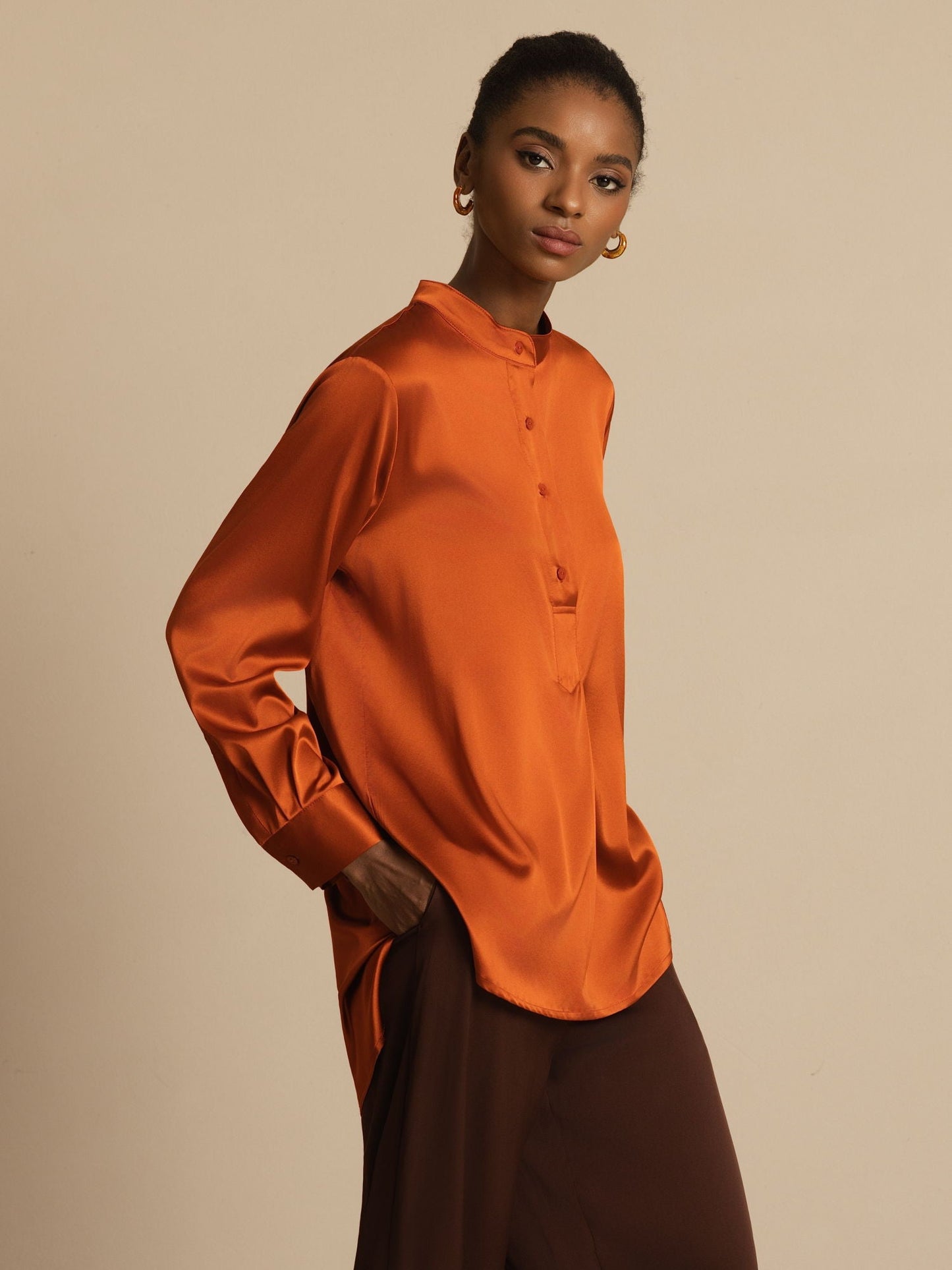 Rosstef 19Momme İpek Flex Stand Yaka High-Low Bluse