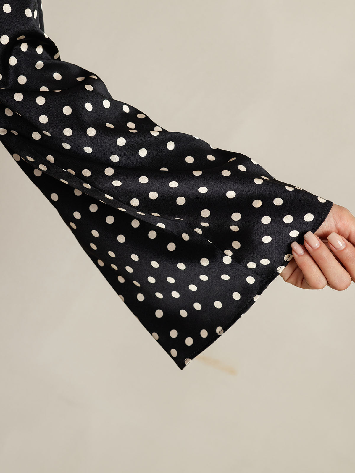 Rosstef Kadınlar için Polka Puantiyeli Baskı Bell Kollu Boat Yaka Üst