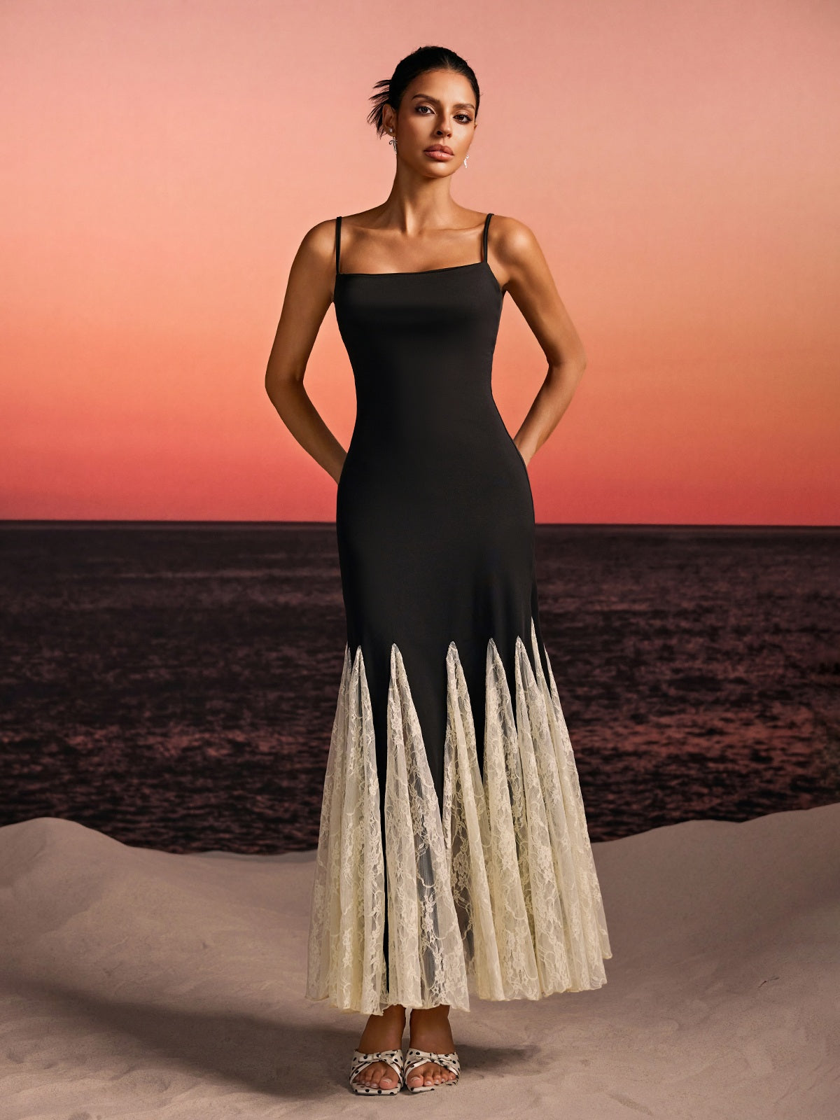 Rosstef Spageti Dantelli Flared Maxi Elbise
