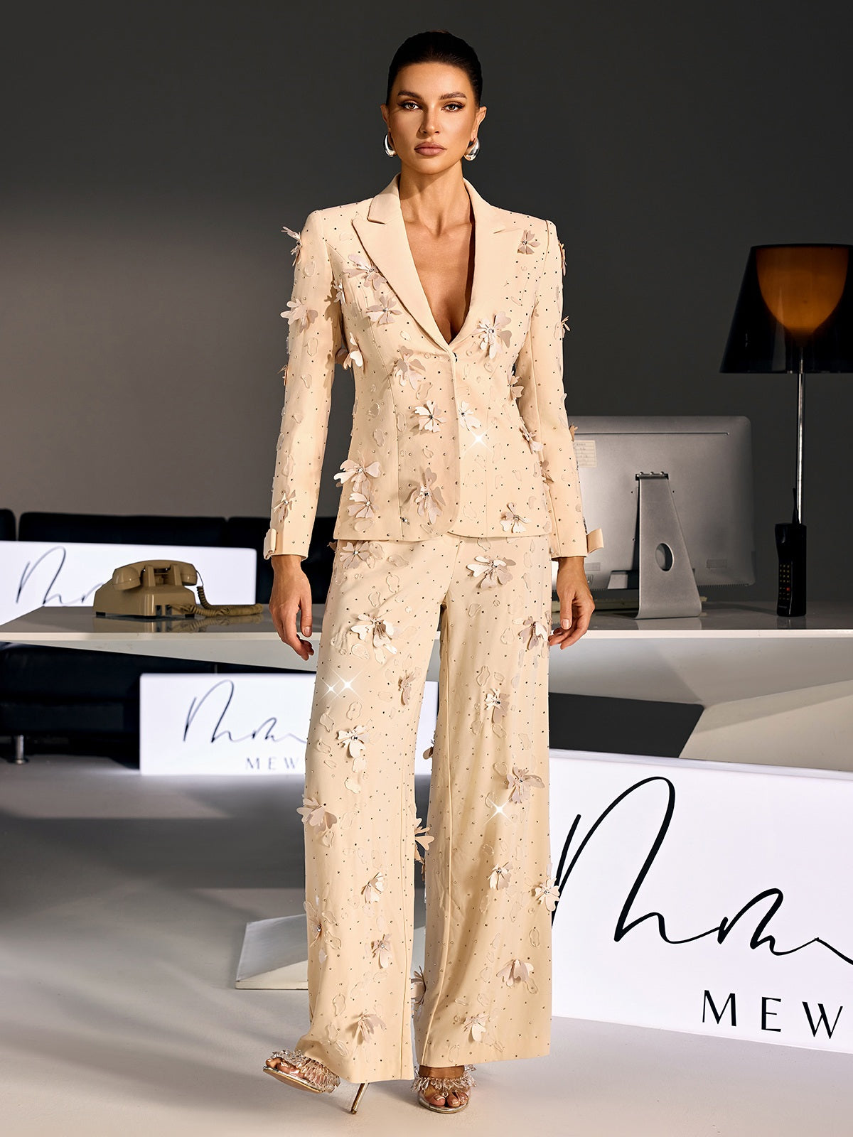 Rosstef Taşlı Çiçekli Blazer Ceket Takım